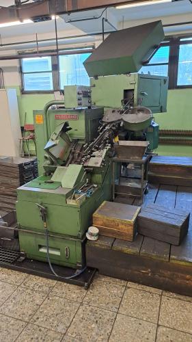 Válcovačka - navlékání 2236592